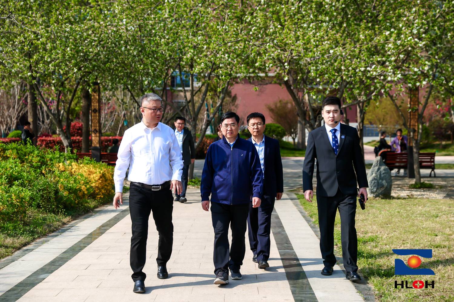 ����ѧϰ������ ��ѧ��������չ������ϯ�ڶ��조�������ǡ�����...