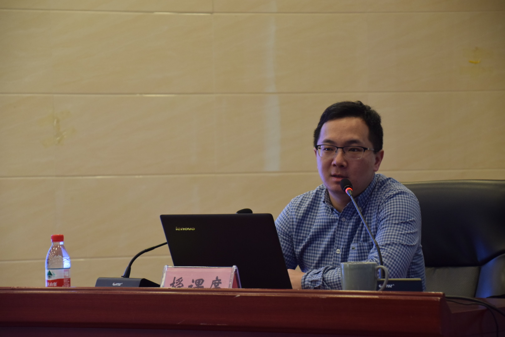 张川主任讲授《"肩痛"的解析和治疗》