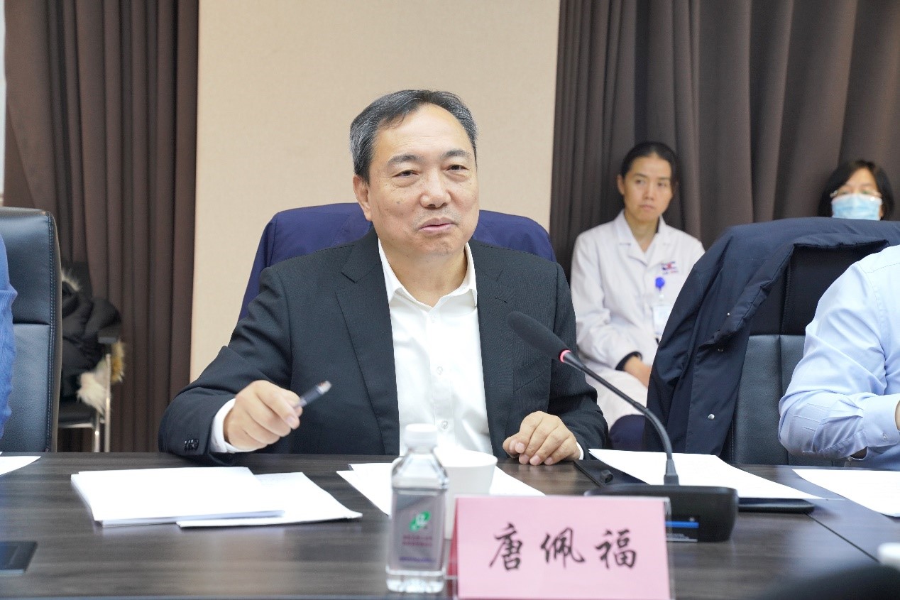 唐佩福院士来我院调研参观